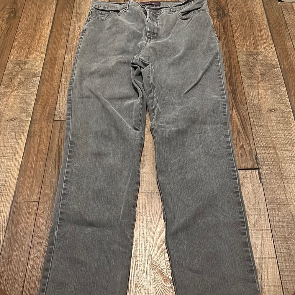 Gloria Vanderbilt Gray Jeans